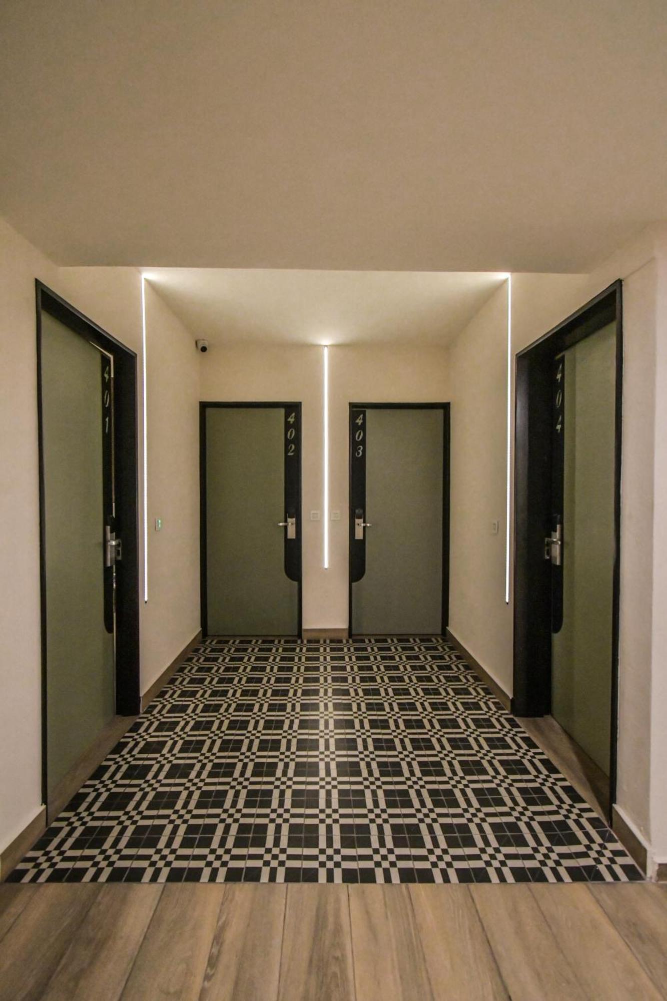 Expo Satelite 2750 Hotel & Suites グアダラハラ エクステリア 写真